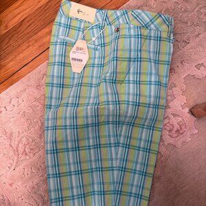 Ladies Golf Shorts - Greg Norman Never Worn, Tags still on